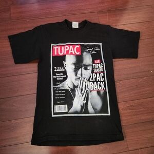 Black Graphic Short Sleeve Tee with Iconic Magazine Print